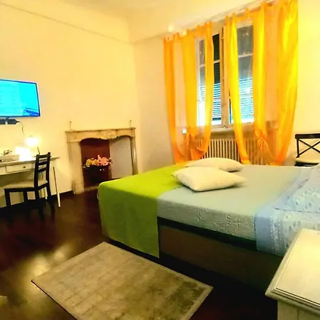 Del Sol Apartment *